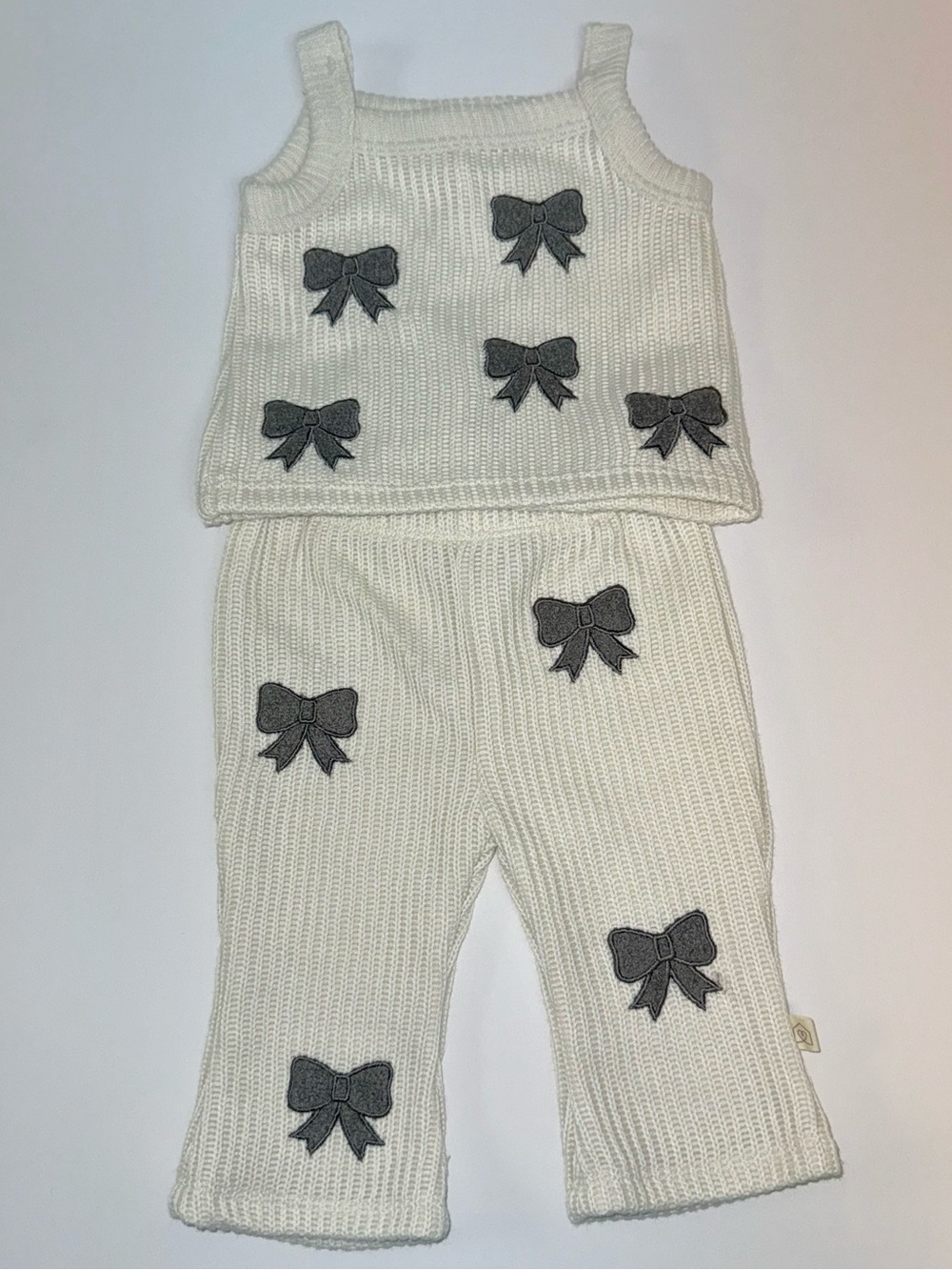 Cream Knit Tank & Pants Set with Gray Bow Appliqués